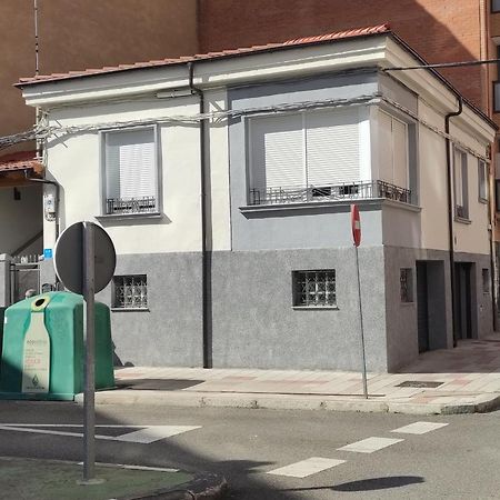 Savala House Leon Βίλα Εξωτερικό φωτογραφία